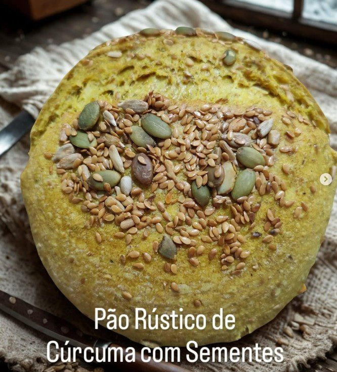 Pão Rústico Cúrcuma com sementes