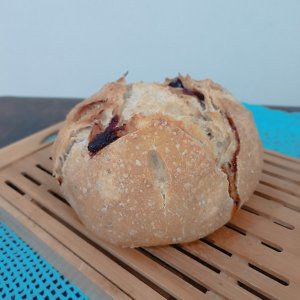 Rústico com crosta de gergelim recheado com goiabada - Imagem 4